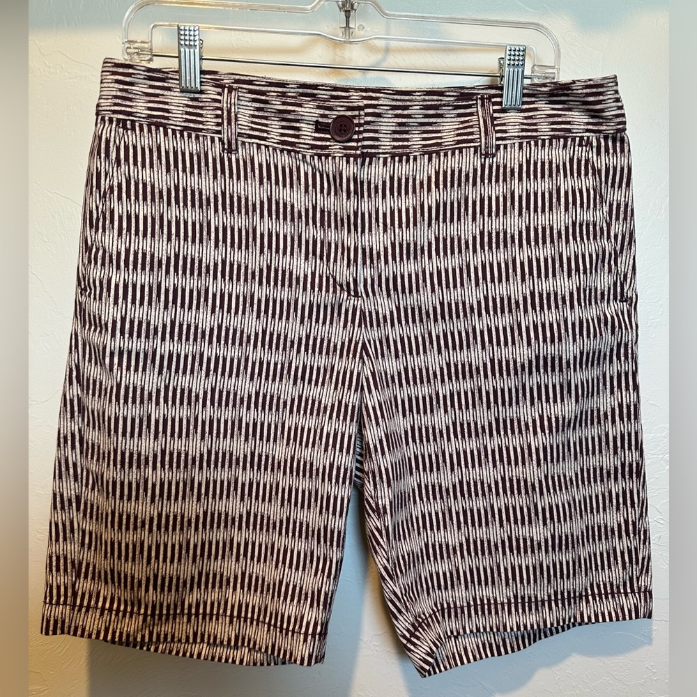 Ann Taylor Loft Striped Shorts Burgundy Off White Size 8 with 9.5” Inseam
